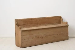 Pamono Small Antique Swedish Folk Art Bench with Natural Patina><noscript><img width=