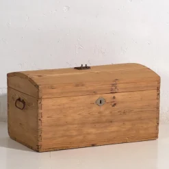 Outlet Pamono Small Antique Travel Chest, 1900s