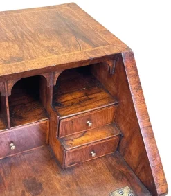 Clearance Pamono Small Antique Walnut Secretaire, 1720