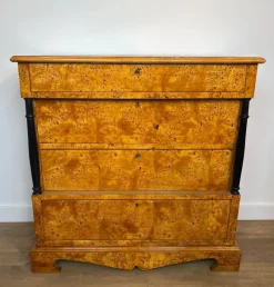 Sale Pamono Small Biedermeier Style Chest of 4 Drawers in Bird's-Eye Maple