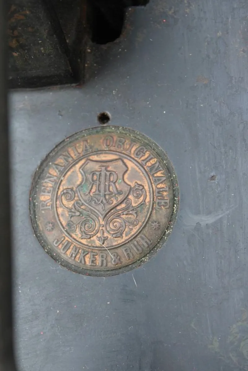 Online Pamono Small Cast Iron Sewing Machine from Junker & Ruh, 1890s