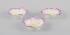 Online Pamono Small Early 20th Century Art Nouveau French Faience Floral Bowls, Set of 3