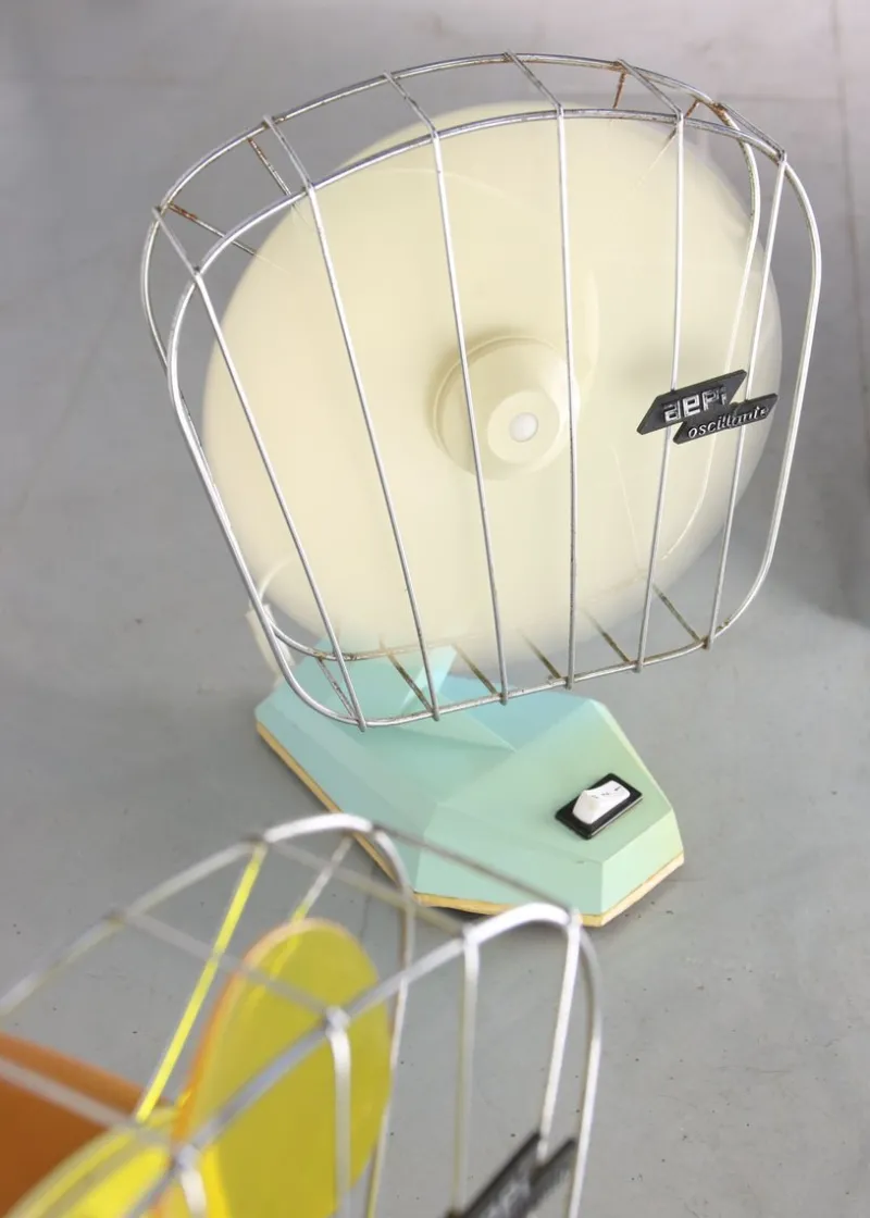 Pamono Small Mid-Century Italian Fans, Set of 2> Electronics