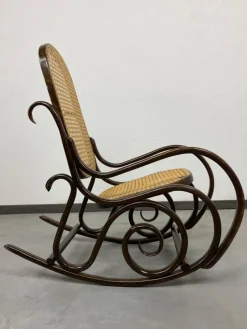 Pamono Small No. 10 Children's Rocking Chair attributed to Thonet, 1930s><noscript><img width=
