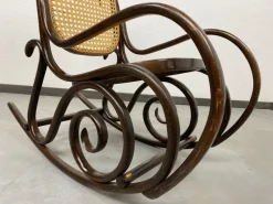 Pamono Small No. 10 Children's Rocking Chair attributed to Thonet, 1930s><noscript><img width=