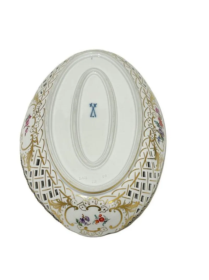 Discount Pamono Small Oval Meissen Porcelain Openwork Dish, 1920s