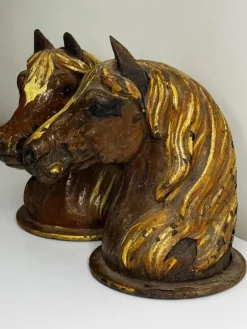 Pamono Small Scottish Victorian Heavy Cast-Iron Horse Head Gatepost Sculptures, Set of 2><noscript><img width=