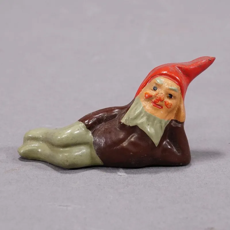 Pamono Small Terracotta Garden Gnomes, Germany, 1950s, Set of 5> Garden Accessories