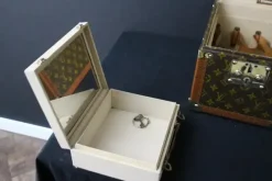 Pamono Small Vanity Case from Louis Vuitton, 1980s><noscript><img width=
