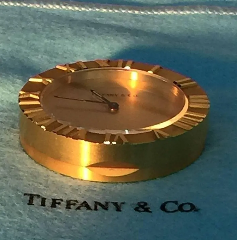 Discount Pamono Small Vintage Atlas Desk Clock from Tiffany & Co.