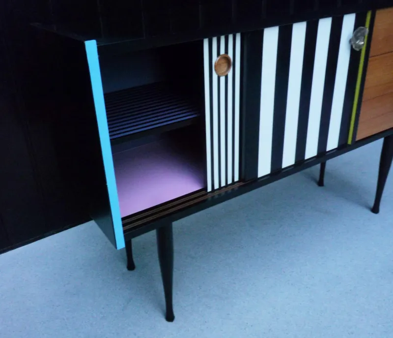 Pamono Small Vintage Chest of Drawers, 1950s> Dressers, Commodes & Chests