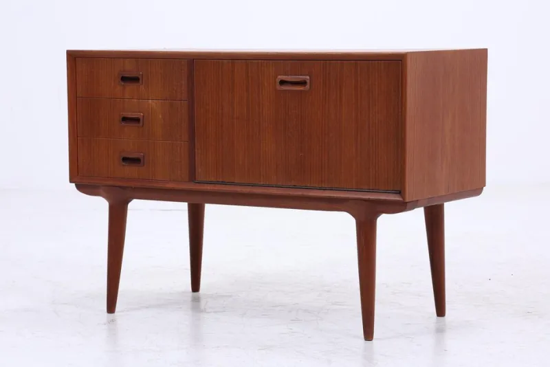 Online Pamono Small Vintage Teak Sideboard by Omann Jun, 1960s