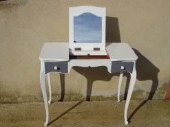 Discount Pamono Small White and Gray Dressing Table