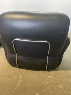 Outlet Pamono Sofa and Armchairs in Black Leather by Adriano Piazzesi, 1980s, Set of 3