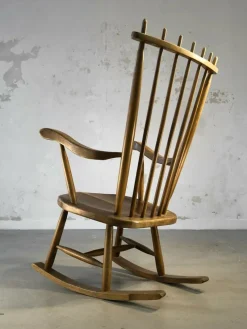 Pamono Solid Wood Rocking Chair, 1950s><noscript><img width=