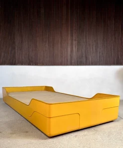 Pamono Space Age Daybed by Marc Berthier for Roche Bobois, 1960s><noscript><img width=