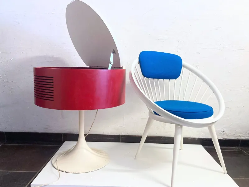 Hot Pamono Space Age Radio on Trumpet Base by Ilse Möbel, 1970s