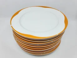 Hot Pamono Space Age Service in White and Orange Porcelain from Heinrich Bavaria, Germany, 1970s, Set of 73