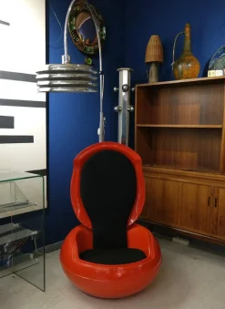 Pamono Spage Age Red Garden Egg Chair by Peter Ghychy, 1960s> Garden Seating
