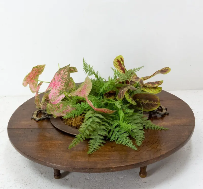 Pamono Spanish Basque Oak & Copper Brazier or Planter, 19th Century> Planters And Jardiniere