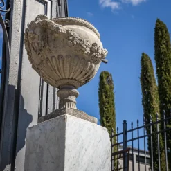 Pamono Square Carrara Marble Pedestals, Set of 2><noscript><img width=