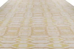 Pamono Square Kilim Rug with Ikats Pattern from R&K Principal Jahanshah Nazmiyal><noscript><img width=