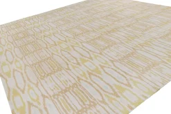 Pamono Square Kilim Rug with Ikats Pattern from R&K Principal Jahanshah Nazmiyal><noscript><img width=