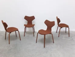 Pamono 1st Edition Grand Prix Chairs by Arne Jacobsen for Fritz Hansen, Set of 4, 1959><noscript><img width=