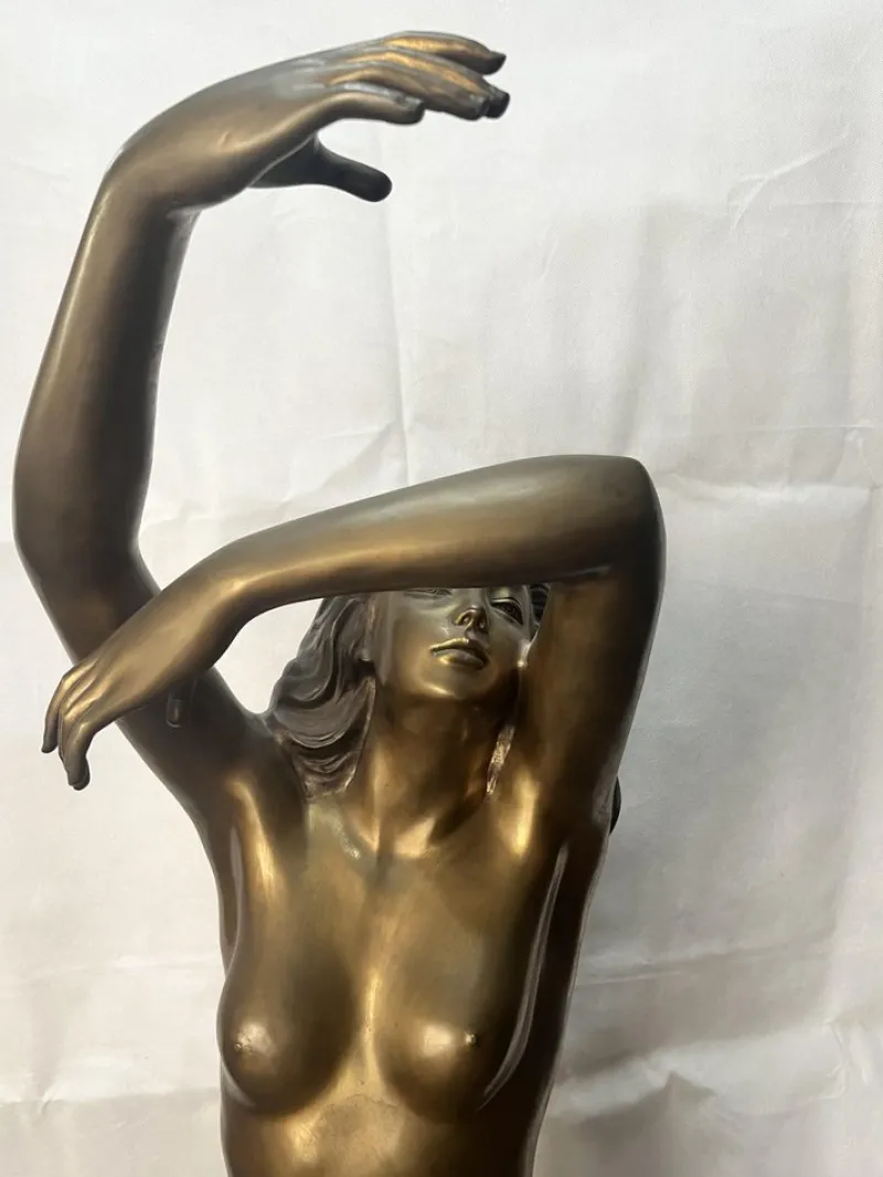 New Pamono St. Monk, Large Sculpture of a Standing Naked Woman, 1980s, Bronze