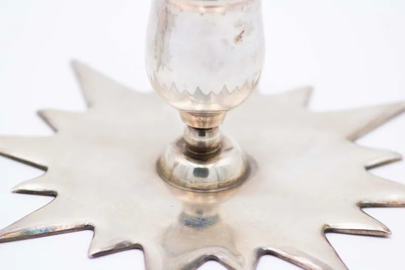 Pamono Star-Shaped Silver Candlesticks, Set of 2> Candleholders