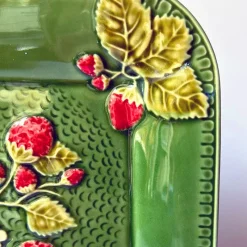 Pamono Strawberry Tray by Bordallo Pinheiro><noscript><img width=
