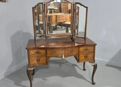 Discount Pamono Super Serpentine Burr Walnut Dressing Table, 1920