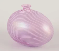 Outlet Pamono Swedish Aphrodite Vase in Pink Art Glass by Bertil Vallien for Kosta Boda, 1980s