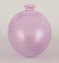 Outlet Pamono Swedish Aphrodite Vase in Pink Art Glass by Bertil Vallien for Kosta Boda, 1980s