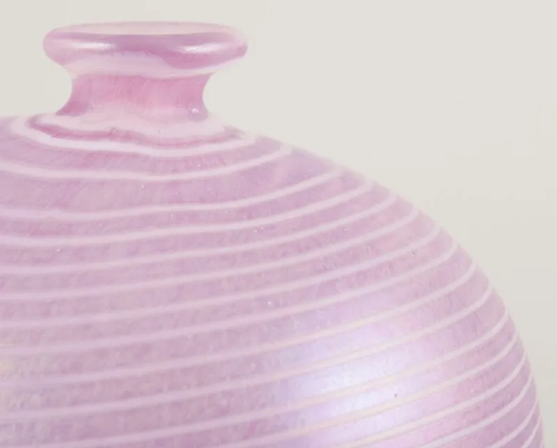 Outlet Pamono Swedish Aphrodite Vase in Pink Art Glass by Bertil Vallien for Kosta Boda, 1980s