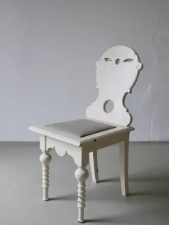 Hot Pamono Swedish Folk White Painted Chair, 1920s