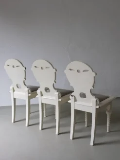 Hot Pamono Swedish Folk White Painted Chair, 1920s