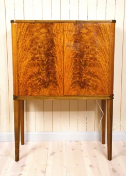 Pamono Swedish Pyramid Mahogany Bar Cabinet by Förenade Möbler Linköping, 1940s><noscript><img width=