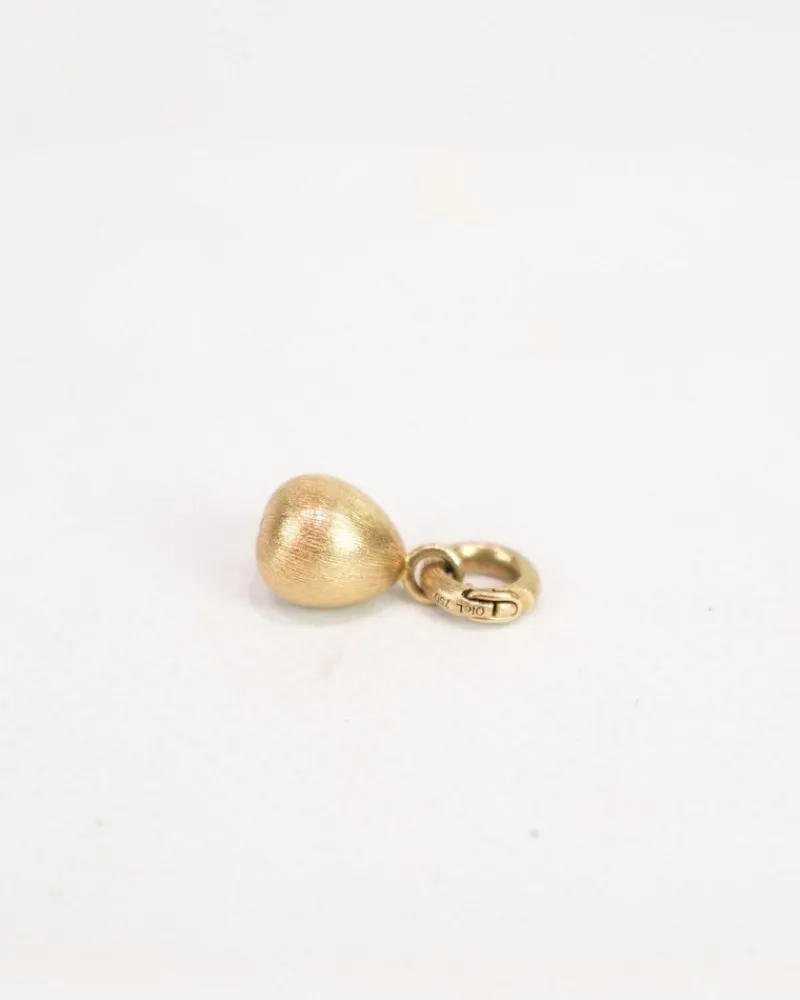 Clearance Pamono Sweet Drop Pendant in 18 Carat Gold by Ole Lynggaard for Charlotte Lynggaard