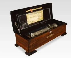 Outlet Pamono Swiss Rosewood and Brass Musical Box