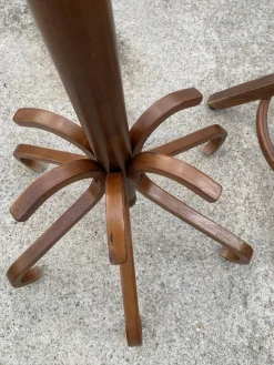 Pamono Swivel Parrot Coat Rack in Curved Wood, 1970s><noscript><img width=