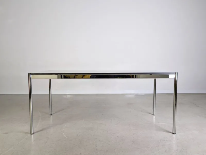 Best Pamono Table in Resin White from USM Haller
