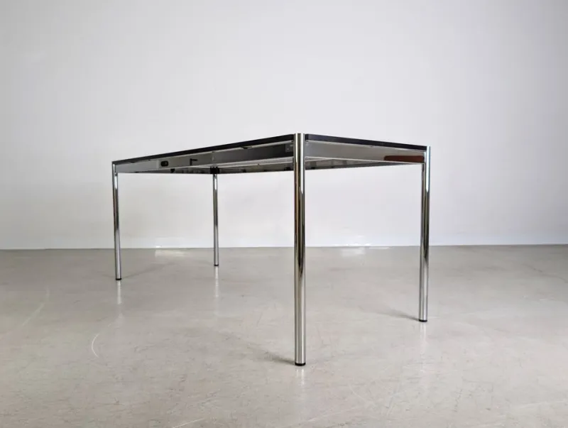 Best Pamono Table in Resin White from USM Haller