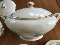 Pamono Tableware in Porcelain from Schumann Bavaria, 1940s, Set of 7><noscript><img width=