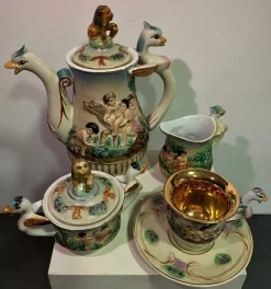 Online Pamono Tableware Set from Capodimonte, 1950s, Set of 11