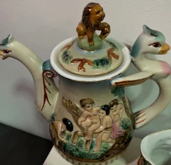 Online Pamono Tableware Set from Capodimonte, 1950s, Set of 11