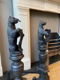 Pamono Tall Antique Fire Dogs in Cast Iron, 1890, Set of 2><noscript><img width=