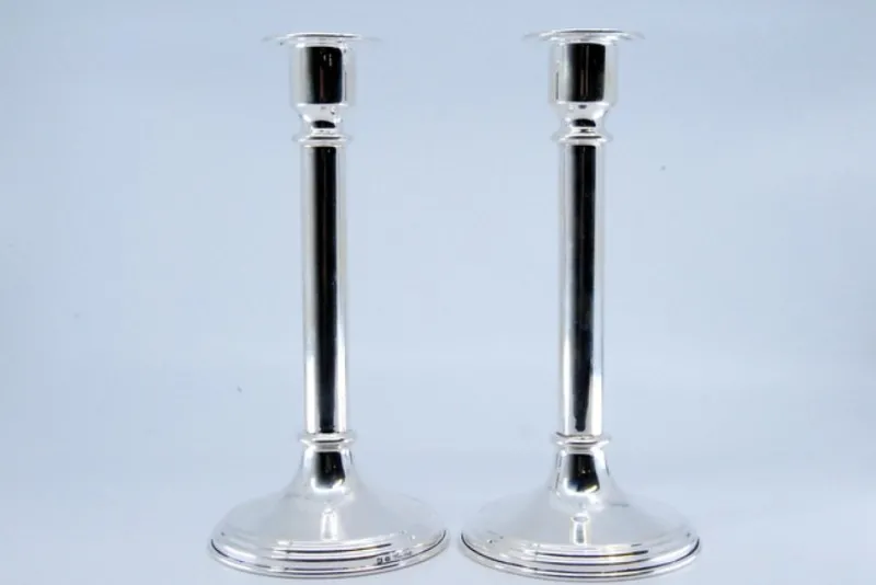 Pamono Tall Silver Candlesticks with Smooth Stems and Circular Bases> Candleholders