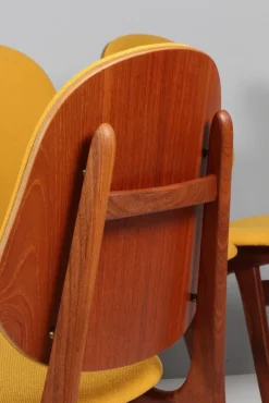 Pamono Teak and Wool Chair by Arne Hovmand-Olsen, 1960s