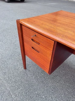 Hot Pamono Teak Desk from Wilhelm Renz, 1960s